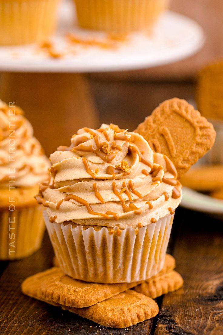 Cookie Butter Cupcake
