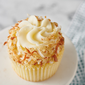Italian Wedding Cake Cupcake